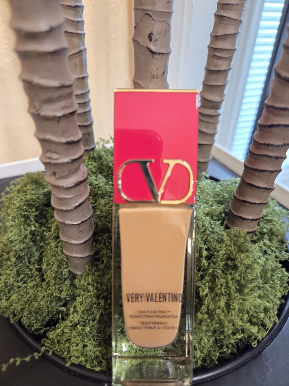 Valentino Very Valentino Foundation SPF 25 Medium Ambra 4 MA4 25ml New